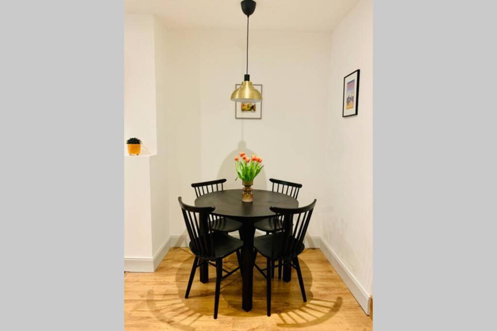 The Nook - A Stylish Apartment With Garden, Near The Beach Berwick Upon Tweed Esterno foto