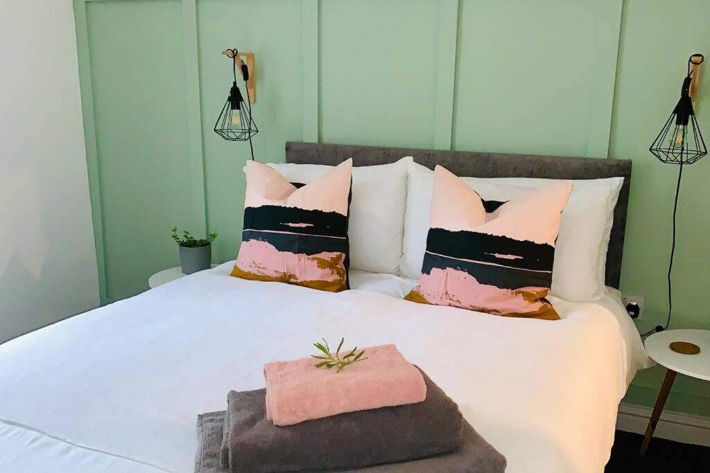 The Nook - A Stylish Apartment With Garden, Near The Beach Berwick Upon Tweed Esterno foto